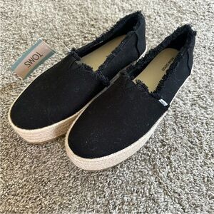 TOMS Women's Black Canvas Espadrilles